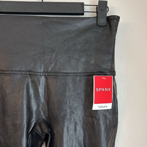 Spanx Women Black Faux Leather Leggings stretch size large new with tags! - Picture 5 of 12